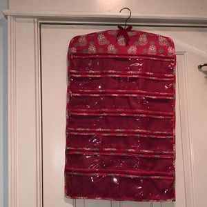 jewelry holder that’s patterned